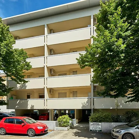 Columbia Lägenhetshotell 3*
