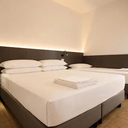 Columbia Apart Otel 3*