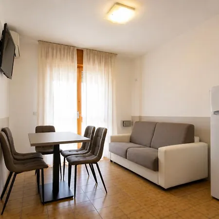 Columbia Apart Otel 3*