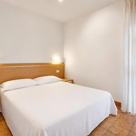 Columbia Apart Otel