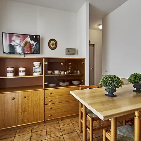 Hotel apartamentowy Columbia 3*