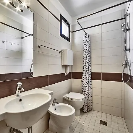 Hotel apartamentowy Columbia